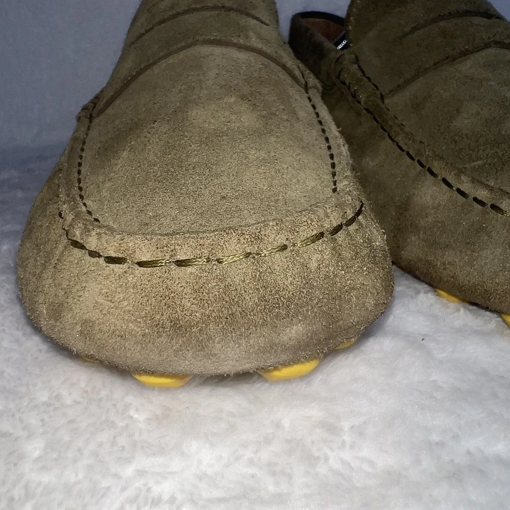 Tods Shoes Mens 10.5 Green Suede Gommino Driving Moccasins Made In Italy